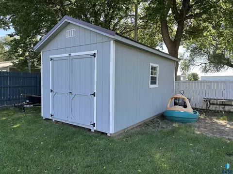 Other - 533 S Juniper St, Freeman, SD 57029 photo 4 of 24