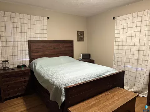 Bedroom - 533 S Juniper St, Freeman, SD 57029 photo 5 of 8