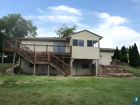 Other - 610 Maple St, Yankton, SD 57078 photo 1 of 2