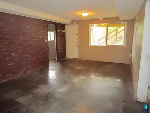 Living - 610 Maple St, Yankton, SD 57078 photo 3 of 3