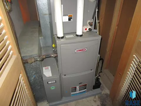 Other - 610 Maple St, Yankton, SD 57078 photo 2 of 2