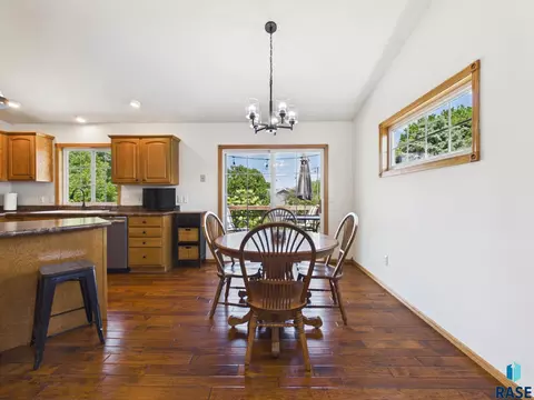 Dining - 816 E Pine St, Brandon, SD 57005 photo 1 of 2