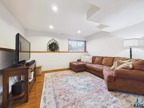 Living - 816 E Pine St, Brandon, SD 57005 photo 2 of 3