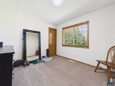 Bedroom - 816 E Pine St, Brandon, SD 57005 photo 3 of 6