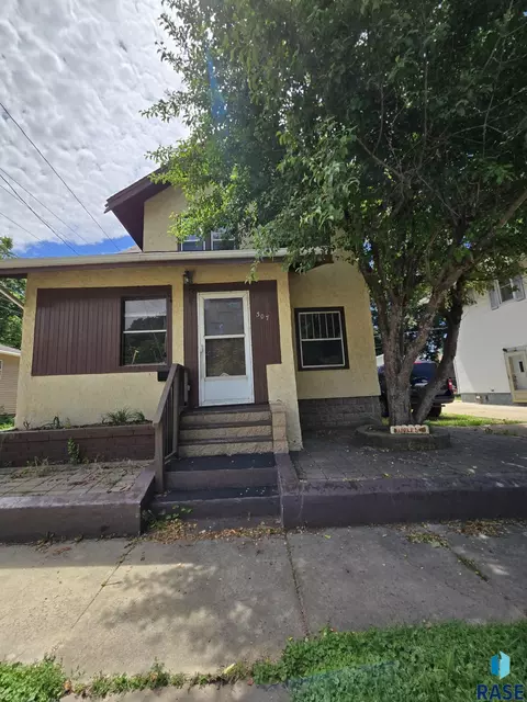 307 W Bailey St, Sioux Falls, SD 57104