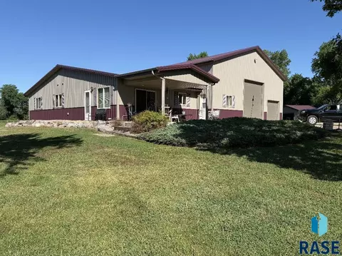 23119 459th Ave, Wentworth, SD 57075