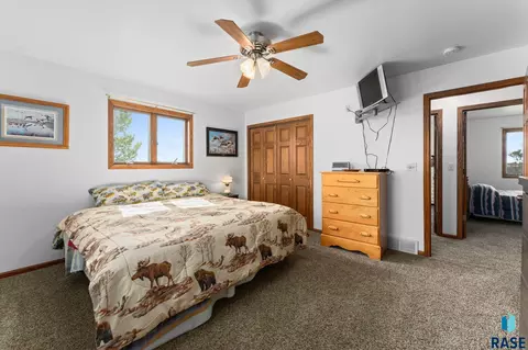 Bedroom - 39240 210th St, Huron, SD 57350 photo 1 of 4