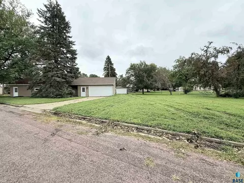 130 Lincoln Ave, Centerville, SD 57014 photo 4