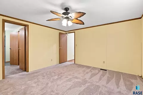 Bedroom - 24253 467a Ave, Dell Rapids, SD 57022 photo 2 of 4