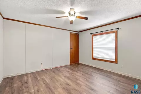 Bedroom - 24253 467a Ave, Dell Rapids, SD 57022 photo 3 of 4