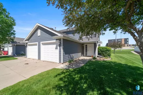 5307 W Boxwood Pl #64, Sioux Falls, SD 57107