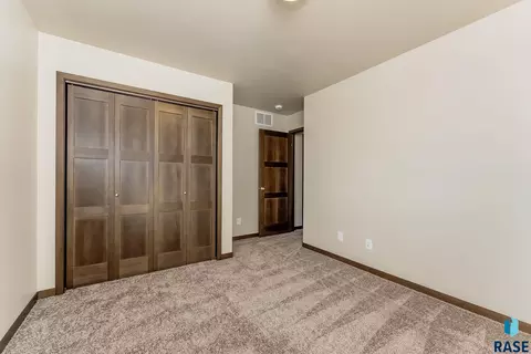 Bedroom - 6154 S Bison Pl, Sioux Falls, SD 57108 photo 4 of 5