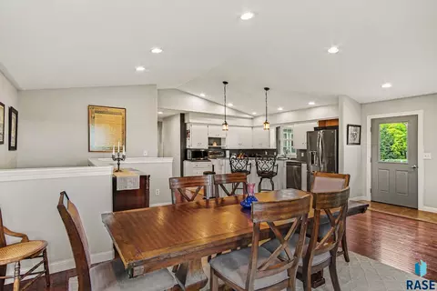 Dining - 22987 448th Ave, Madison, SD 57042 photo 2 of 3