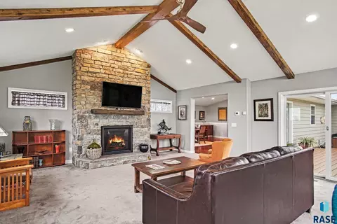 Living - 22987 448th Ave, Madison, SD 57042 photo 3 of 3