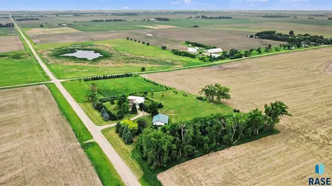 View/Area - 22987 448th Ave, Madison, SD 57042 photo 2 of 4