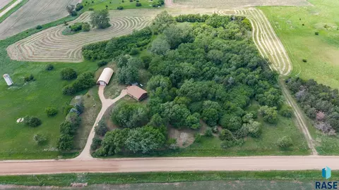27287 453rd Ave, Parker, SD 57053