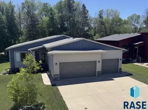 7801 W 65th St, Sioux Falls, SD 57106