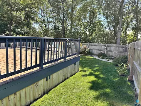 Exterior - 7801 W 65th St, Sioux Falls, SD 57106 photo 21 of 29