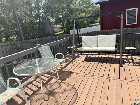 Exterior - 7801 W 65th St, Sioux Falls, SD 57106 photo 5 of 29