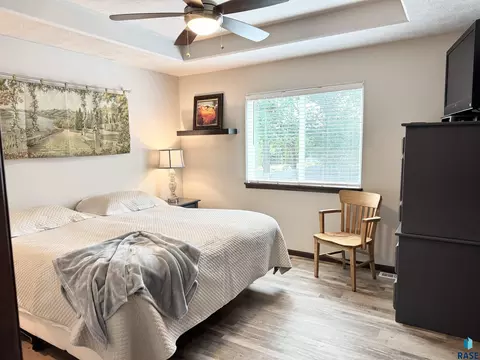 Bedroom - 7801 W 65th St, Sioux Falls, SD 57106 photo 1 of 9