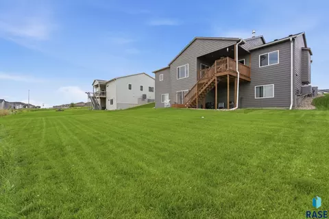 Exterior - 7805 E Marana St, Sioux Falls, SD 57110 photo 5 of 5
