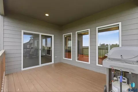 Exterior - 7805 E Marana St, Sioux Falls, SD 57110 photo 3 of 5