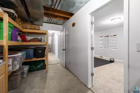 Entry Way - 1501 E Sylvan Cir, Brandon, SD 57005 photo 5 of 5