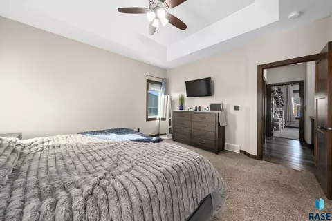 Bedroom - 8209 E Willow Leaf St, Sioux Falls, SD 57110 photo 4 of 9