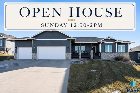 8209 E Willow Leaf St, Sioux Falls, SD 57110