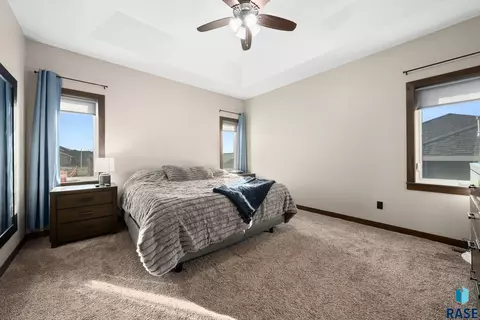Bedroom - 8209 E Willow Leaf St, Sioux Falls, SD 57110 photo 3 of 9