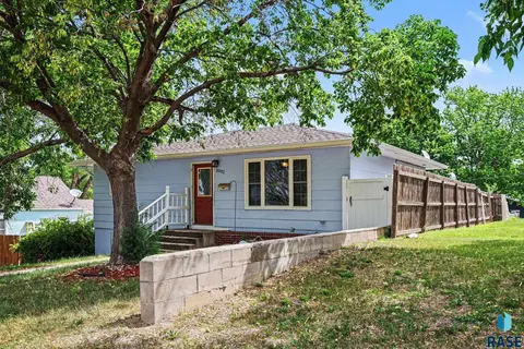Other - 2002 Cedar St, Yankton, SD 57078 photo 2 of 8