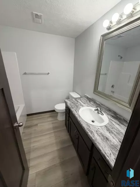 3601 S Heather Ave, Sioux Falls, SD 57106 photo 10