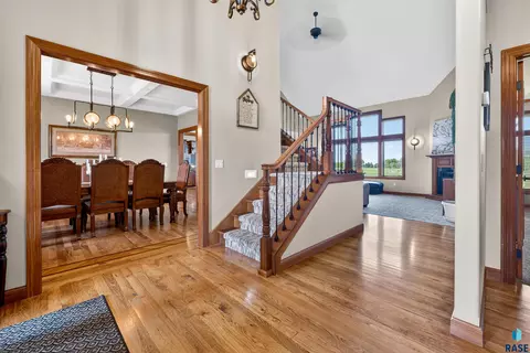 Entry Way - 27257 Regal Ct, Sioux Falls, SD 57108 photo 6 of 11