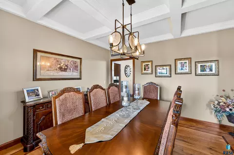 Dining - 27257 Regal Ct, Sioux Falls, SD 57108 photo 6 of 7