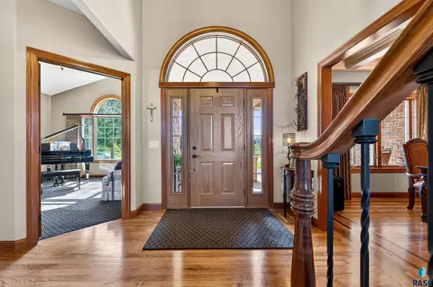 Entry Way - 27257 Regal Ct, Sioux Falls, SD 57108 photo 1 of 11