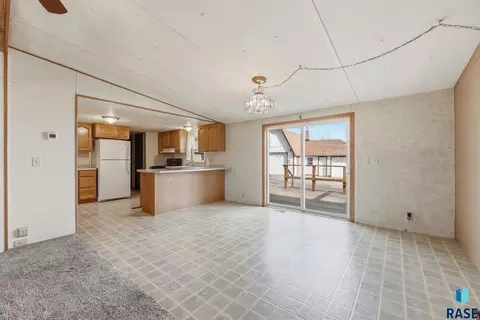 47446 258th St, Renner, SD 57055 photo 6