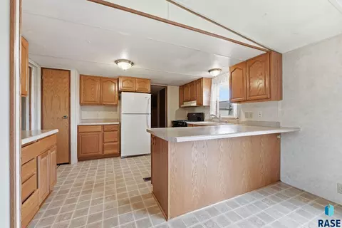 47446 258th St, Renner, SD 57055 photo 9