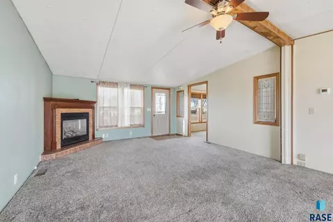 47446 258th St, Renner, SD 57055 photo 3