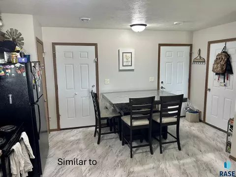 Entry Way - 301 Arianna Pl, Tea, SD 57064 photo 1 of 2
