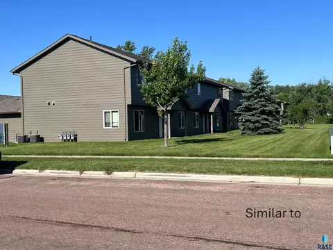 Exterior - 330 Arianna Pl, Tea, SD 57064 photo 2 of 3