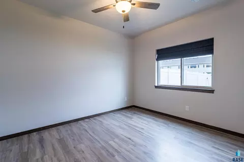 Bedroom - 2504 E Copalis Pl, Sioux Falls, SD 57108 photo 6 of 7