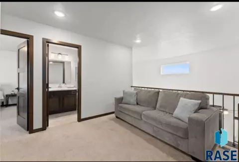 Entry Way - 2504 E Copalis Pl, Sioux Falls, SD 57108 photo 1 of 1