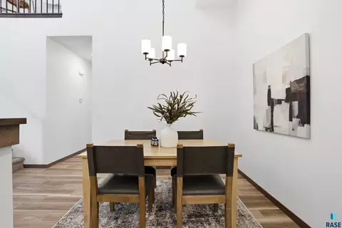 Dining - 5704 E Marley Pl, Sioux Falls, SD 57108 photo 1 of 3