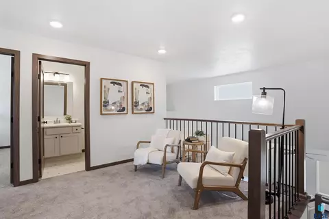 Entry Way - 5704 E Marley Pl, Sioux Falls, SD 57108 photo 1 of 1