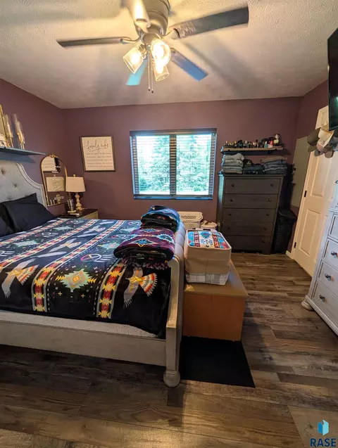Bedroom - 421 6th St SE, Highmore, SD 57345 photo 1 of 8