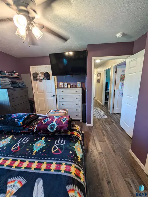 Bedroom - 421 6th St SE, Highmore, SD 57345 photo 3 of 8