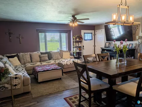 Living - 421 6th St SE, Highmore, SD 57345 photo 4 of 4