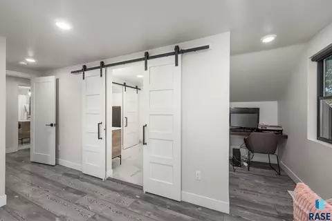 Other - 529 E 20th St, Sioux Falls, SD 57105 photo 5 of 12