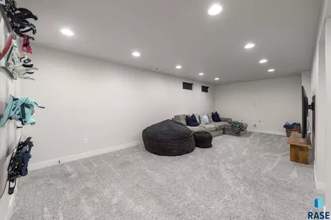 Other - 529 E 20th St, Sioux Falls, SD 57105 photo 8 of 12