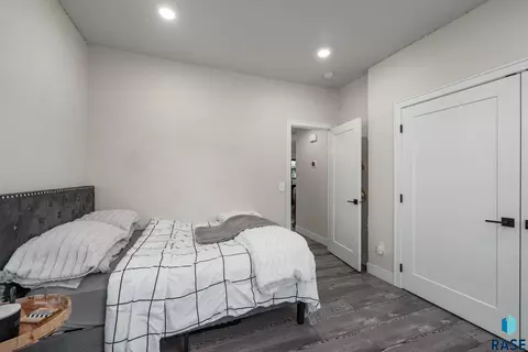 Bedroom - 529 E 20th St, Sioux Falls, SD 57105 photo 7 of 9